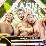 Radio Exodus leva mistura explosiva de MPB e eletrônica ao Timbre Instrumental 2026