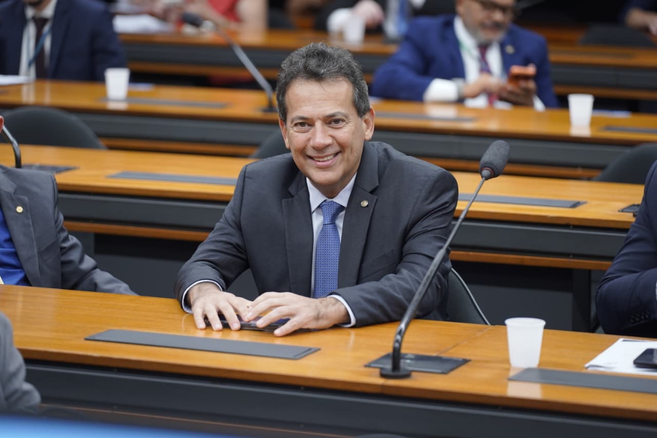 Deputado Federal Ricardo Abrão quer levar canetas emagrecedoras ao SUS e transformar combate à obesidade no Brasil